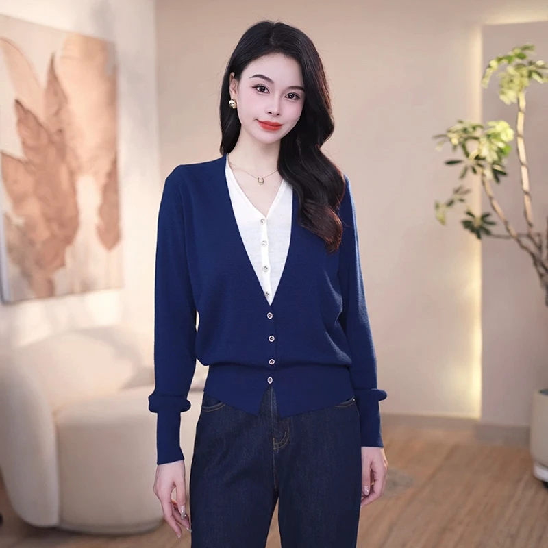 EP 雅莹女装双V假领两件正肩直身绵羊毛套头开衫9171A