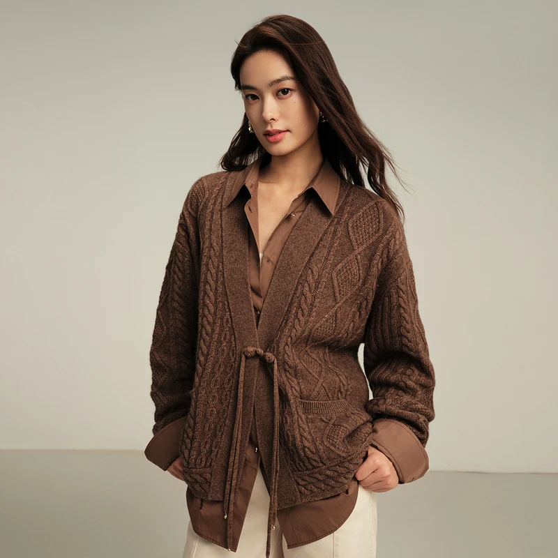 EP YAYING雅莹女装 宽松V领盘扣针织开衫外套 秋装新品9172B
