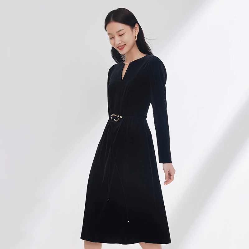 EP YAYING雅莹女装 气质丝绒小黑裙礼服连衣裙  早春新款4616A