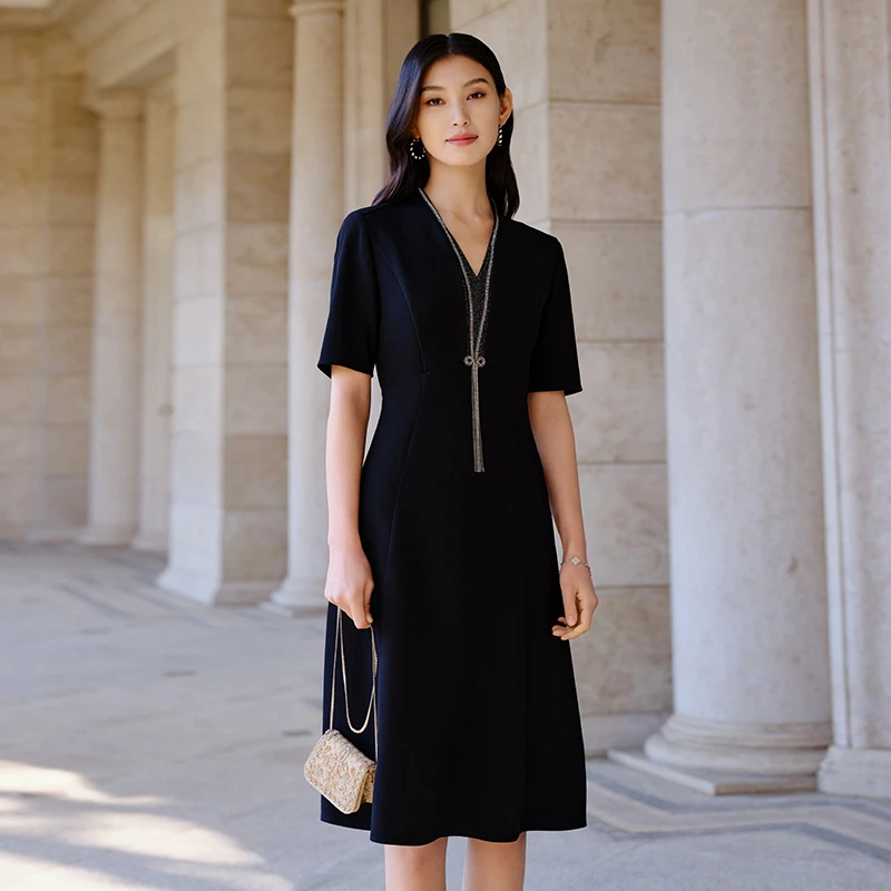 EP雅莹高端系列 三醋酯流苏V领伞摆连衣裙 新款4662A