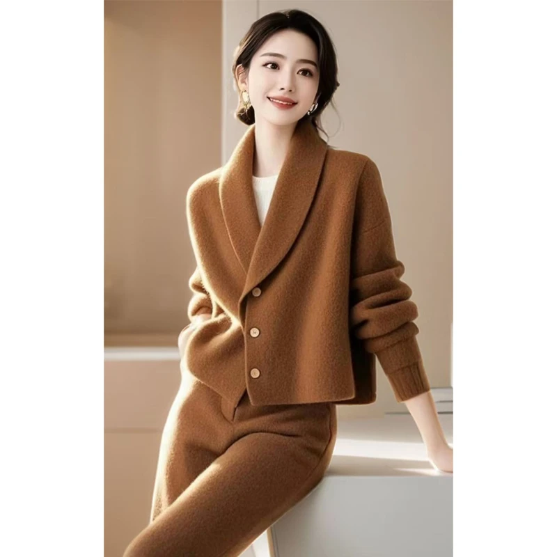 今年流行爆款咖色翻领设计感超好看针织毛衣女内搭慵懒高级感套装