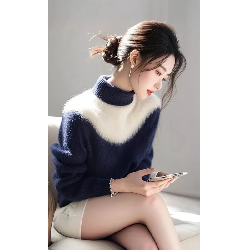 超好看蓝白撞色高领加厚毛衣女款2024冬季慵懒风奶呼呼软糯打底衫