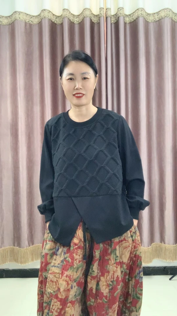 泡泡面拼接圆领套头女士小衫新品不规则短款上衣