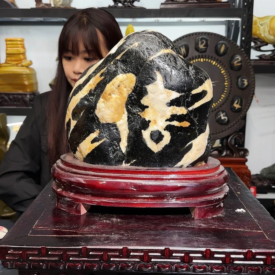 金纹奇石绿植摆件