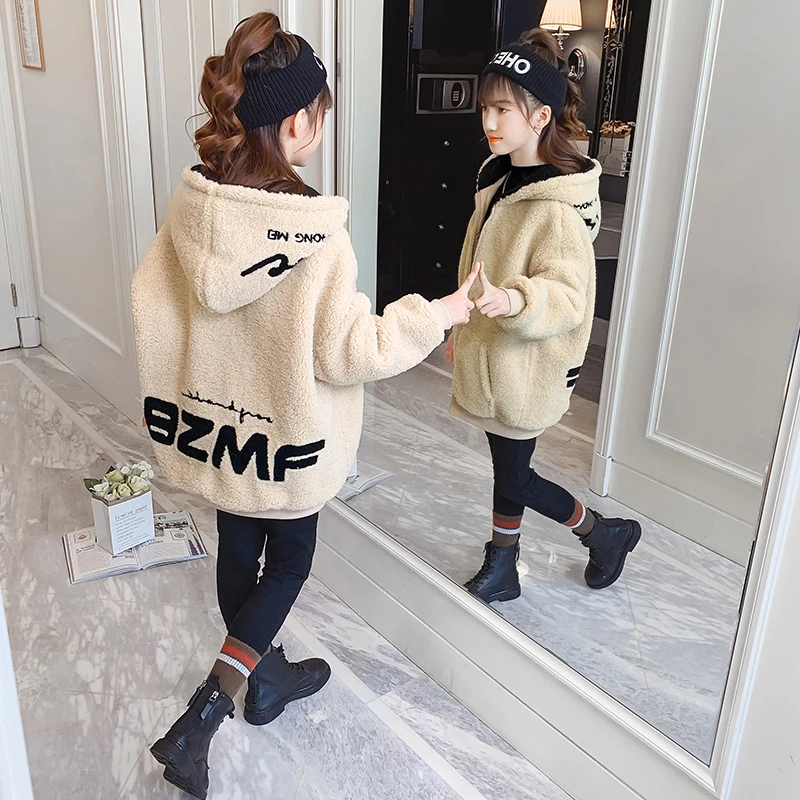 女童外套秋冬2025新款羊羔绒女孩毛毛衣中大童加绒冬装洋气厚上衣