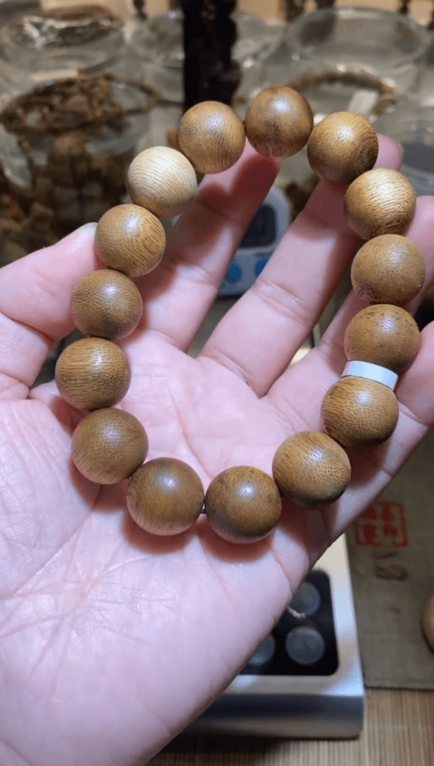 【闪购商品】柬埔寨1.4+沉香