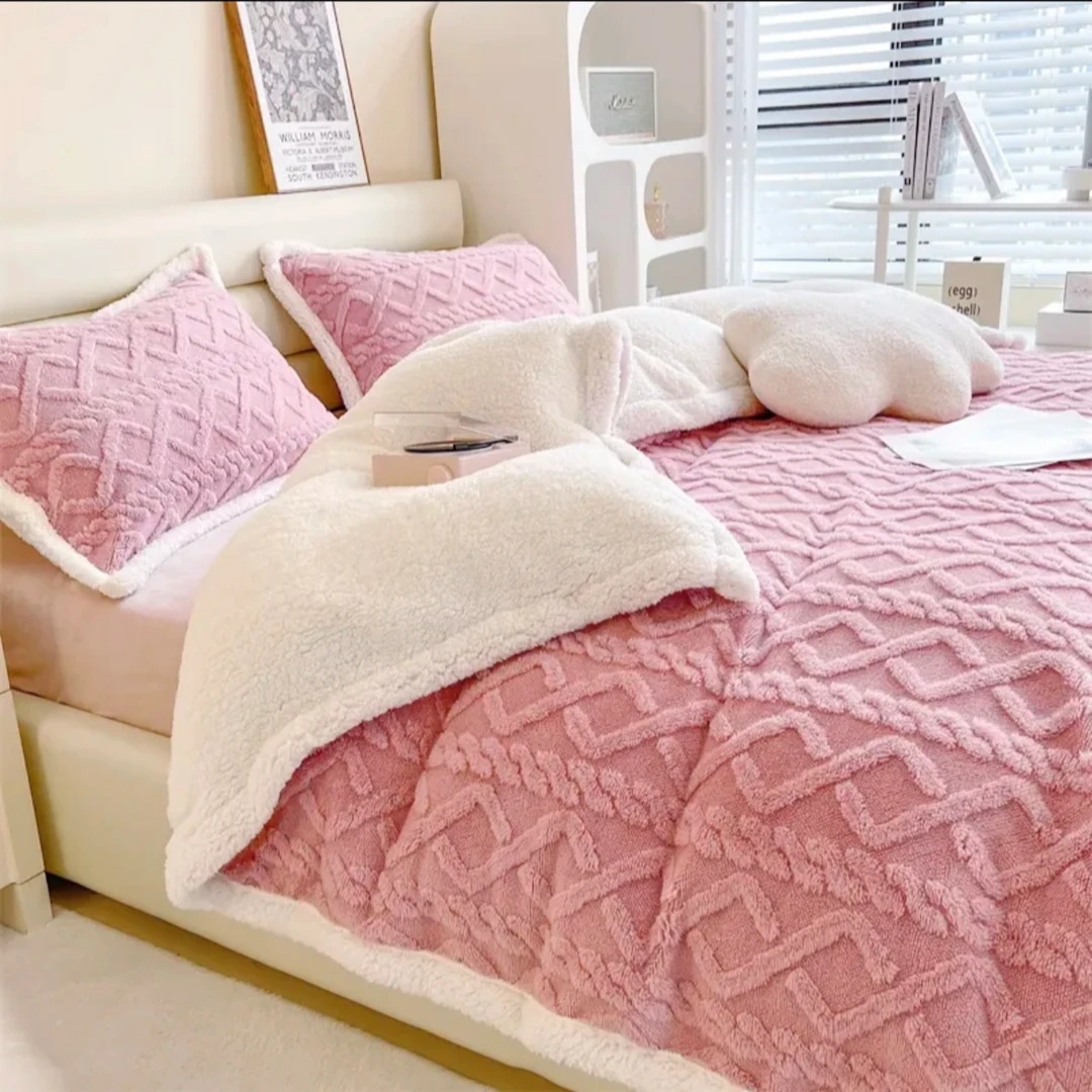 《被套200*1.8》3D立体雕花高克重保暖锁温加厚加绒被套