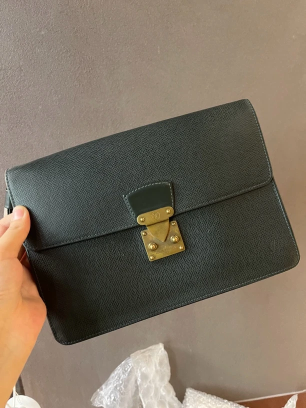 95新 LouisVuitton/路易威登 墨绿色手拿包