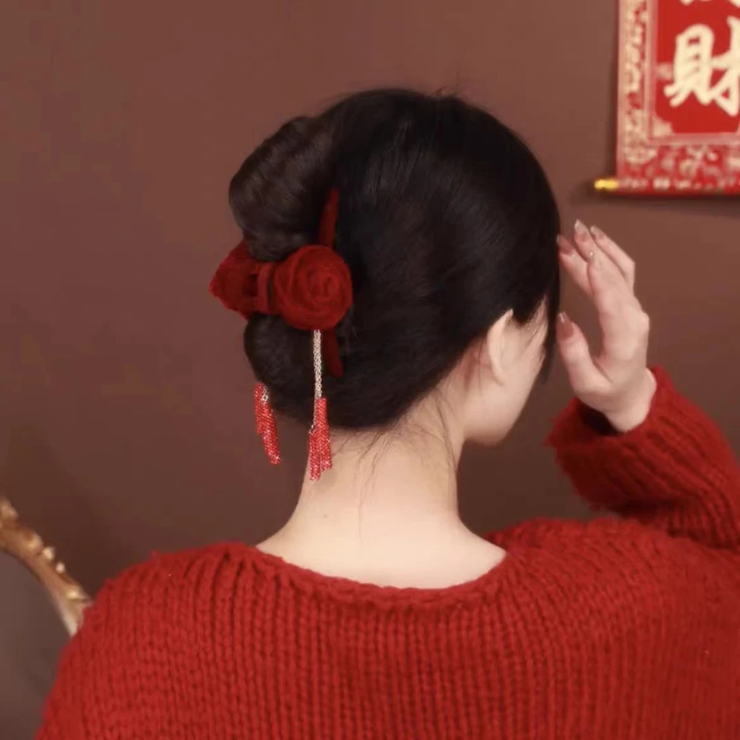 玫瑰花抓夹后脑勺气质头花鲨鱼夹敬酒服头饰红色喜庆旗袍流苏发夹