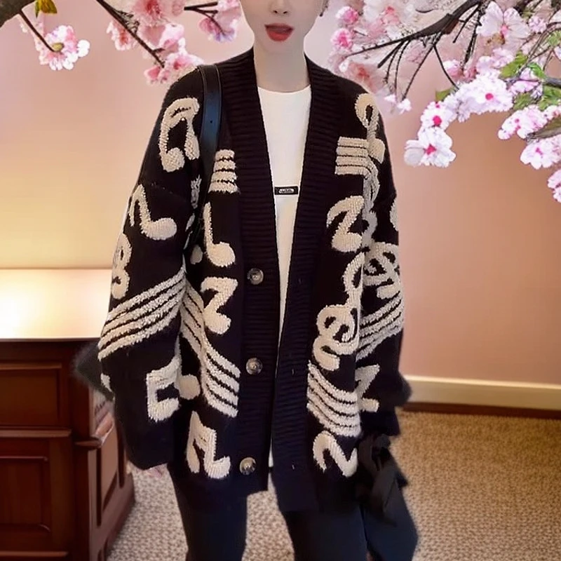 秋冬季宽松慵懒风高级感中长款加厚针织衫撞色音符毛衣开衫外套女