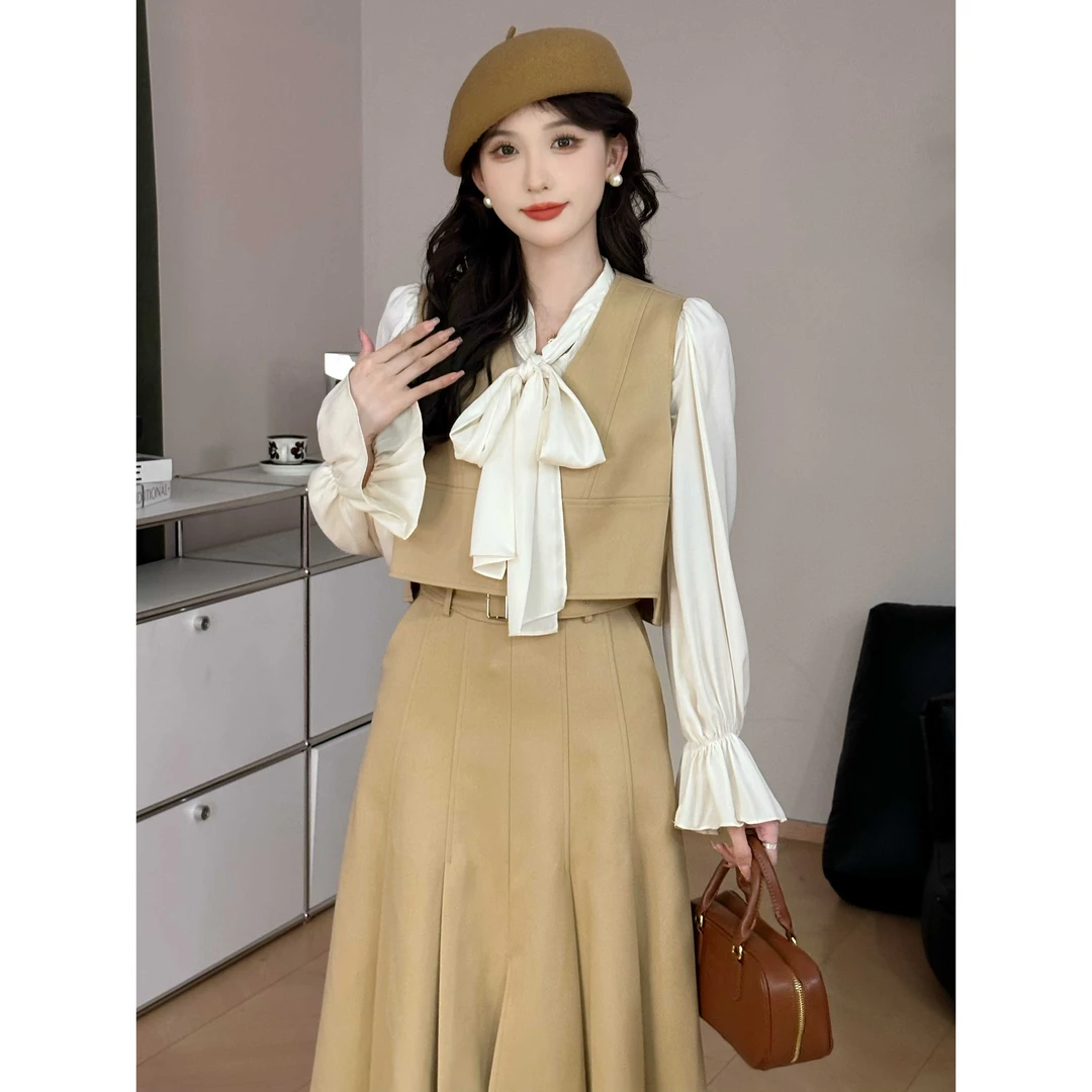 SHAOE清仓专场【秋日奶茶】复古衬衫知性V领背心马甲百褶半身裙女