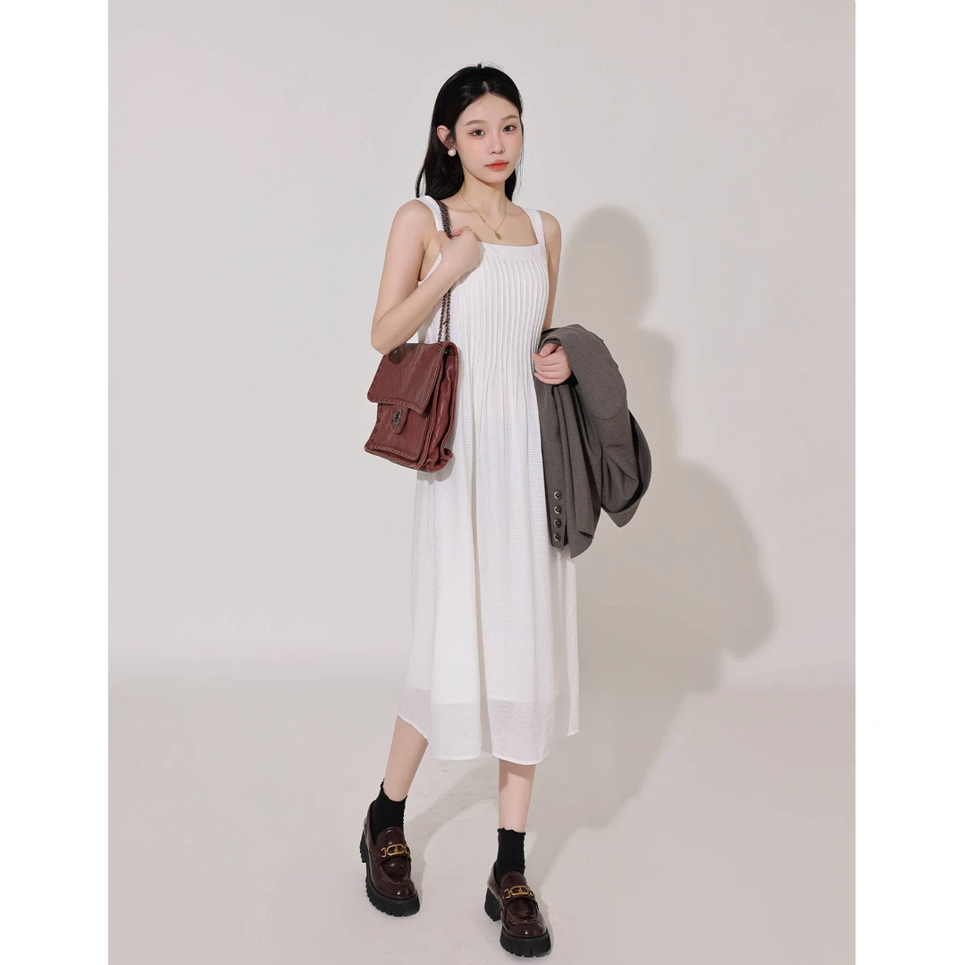 凯哥福利【白霜之约】女一字领中长款A字连衣裙J2023082602