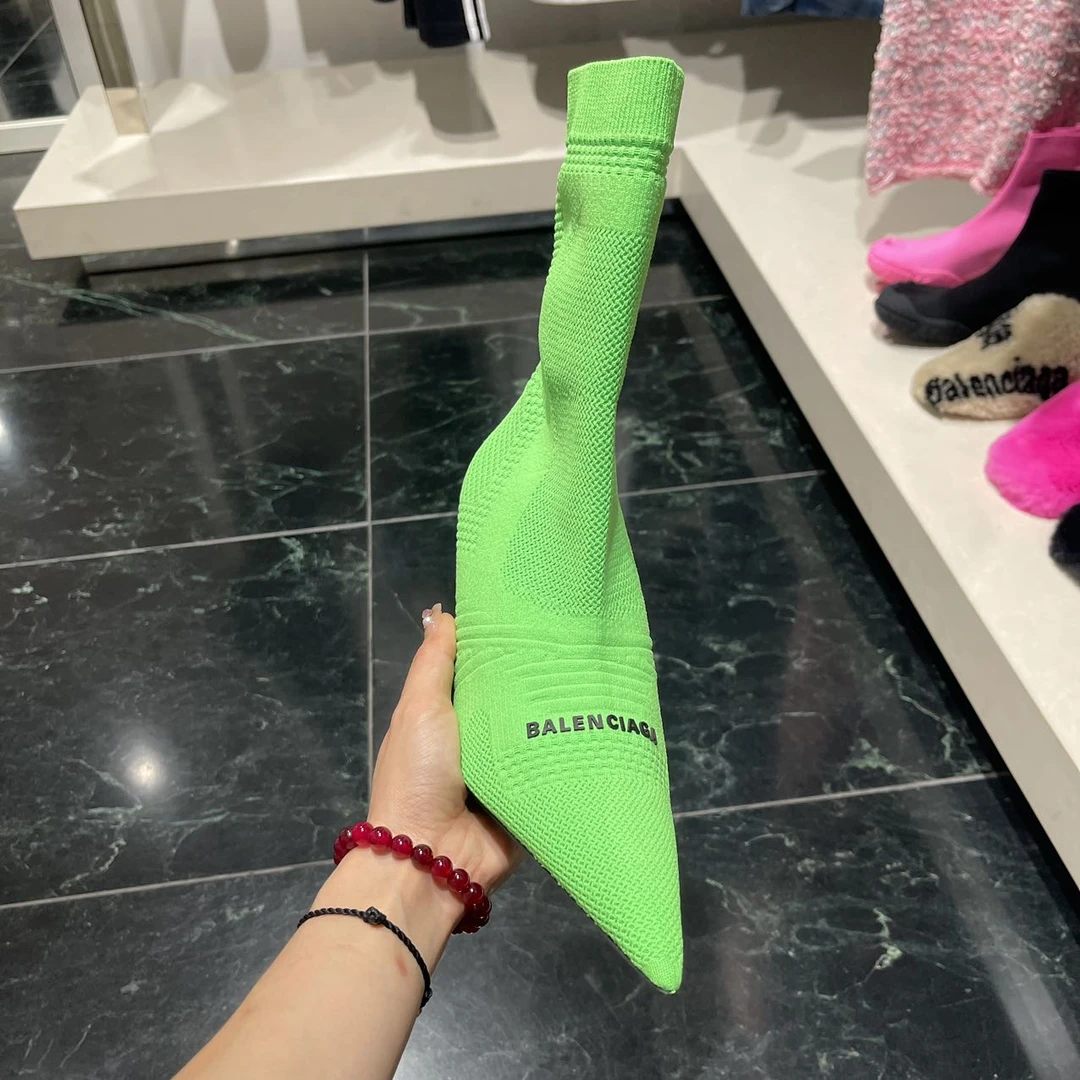 全新未使用 Balenciaga/巴黎世家 /七七/女士袜子短靴