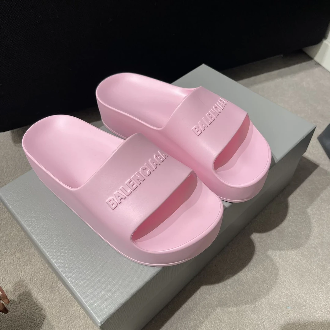 全新未使用 Balenciaga/巴黎世家 /七七/女士厚底拖鞋