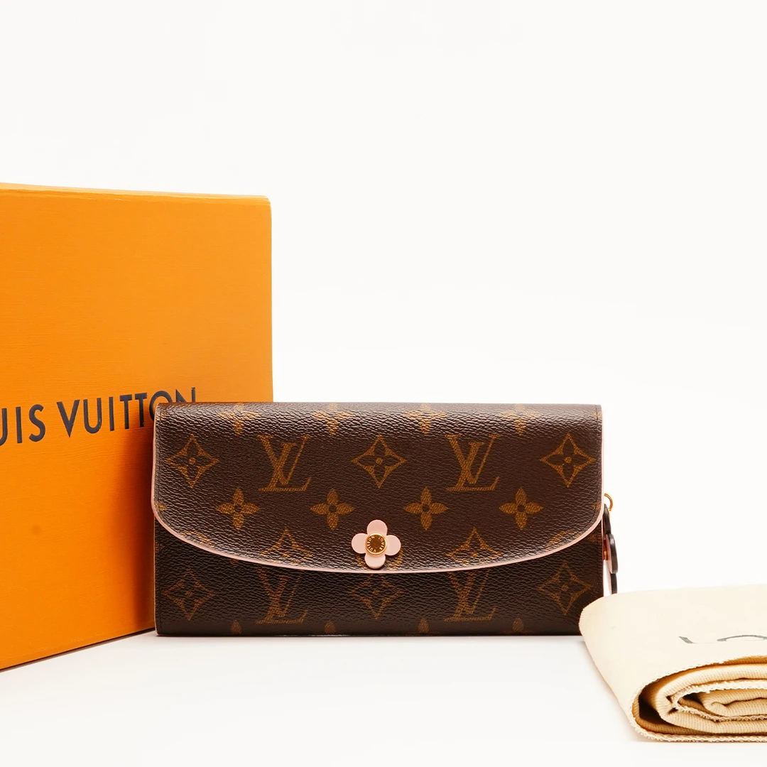 95新 LouisVuitton/路易威登 粉花朵钱包长款/BG23007730