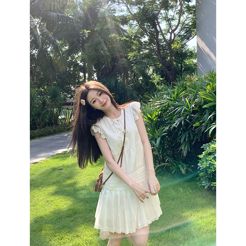 杨杨YANGRUOYU5/9【晨雾百合】法式短款连衣裙重工设计感别致短裙