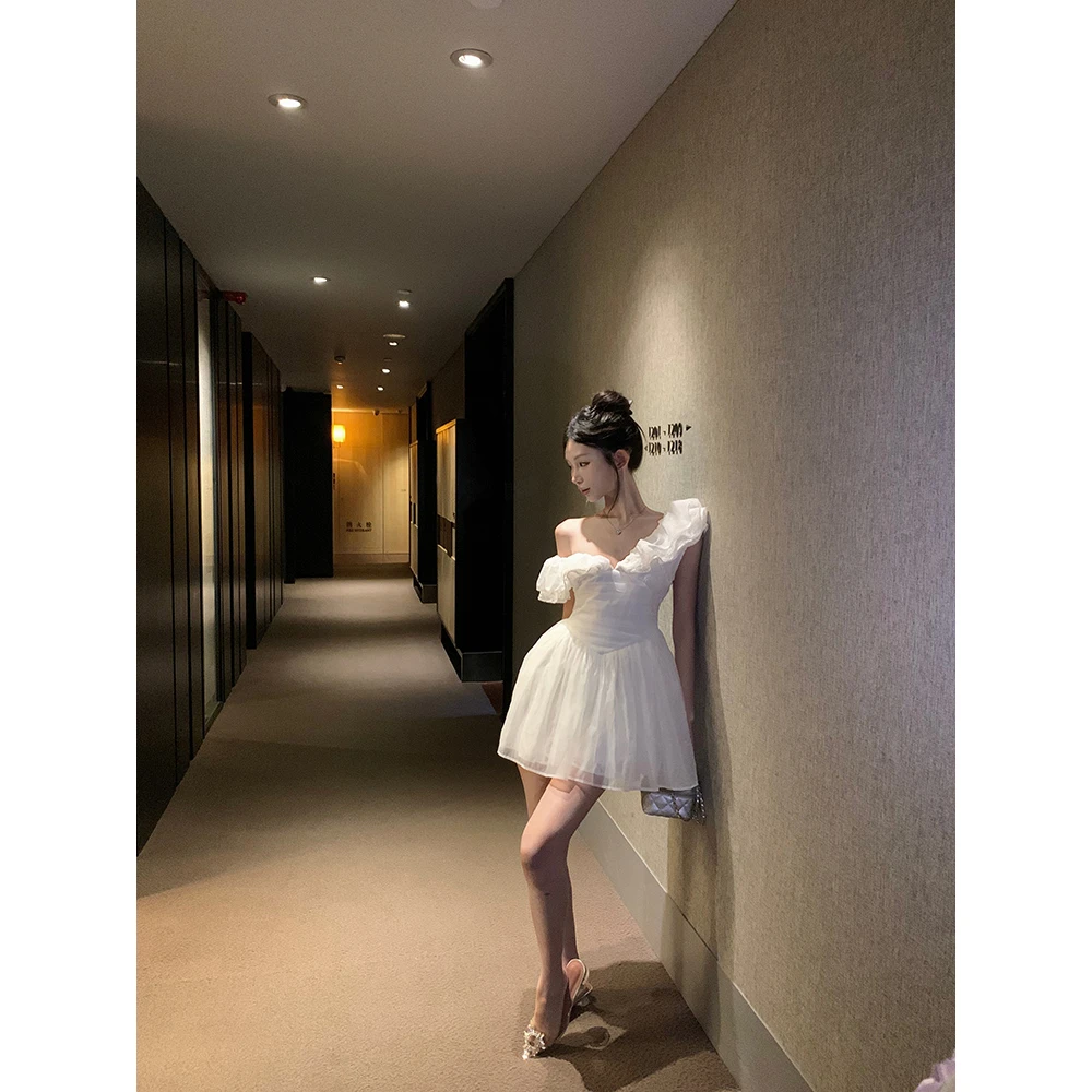 法式白色领短袖连衣裙女夏季甜美荷叶边蓬蓬短裙显瘦收腰字裙子