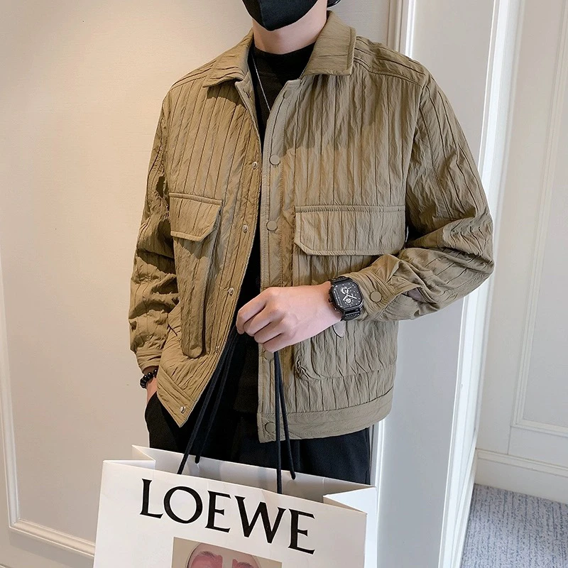 （彤彤家）设计感泡泡条2024秋季高端夹克外套男士短款帅气翻领时尚