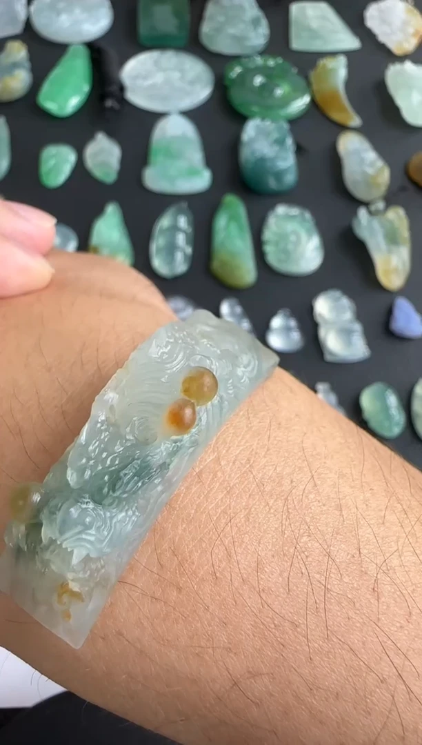 【闪购商品】定制翡翠未镶嵌翡翠