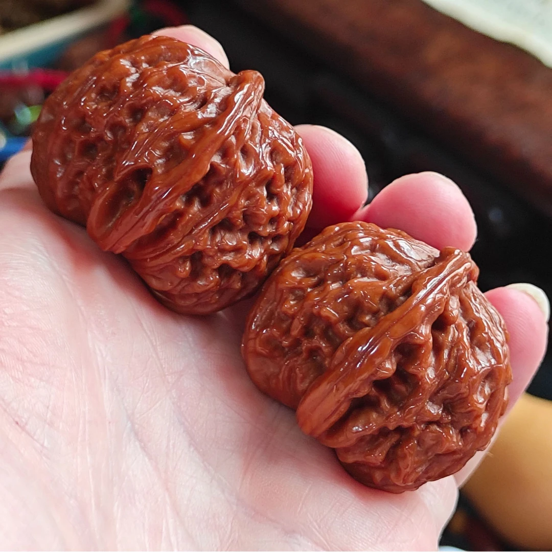 白狮子 边38 包浆文玩核桃红核桃一般对手感包浆走色漂亮一物一图