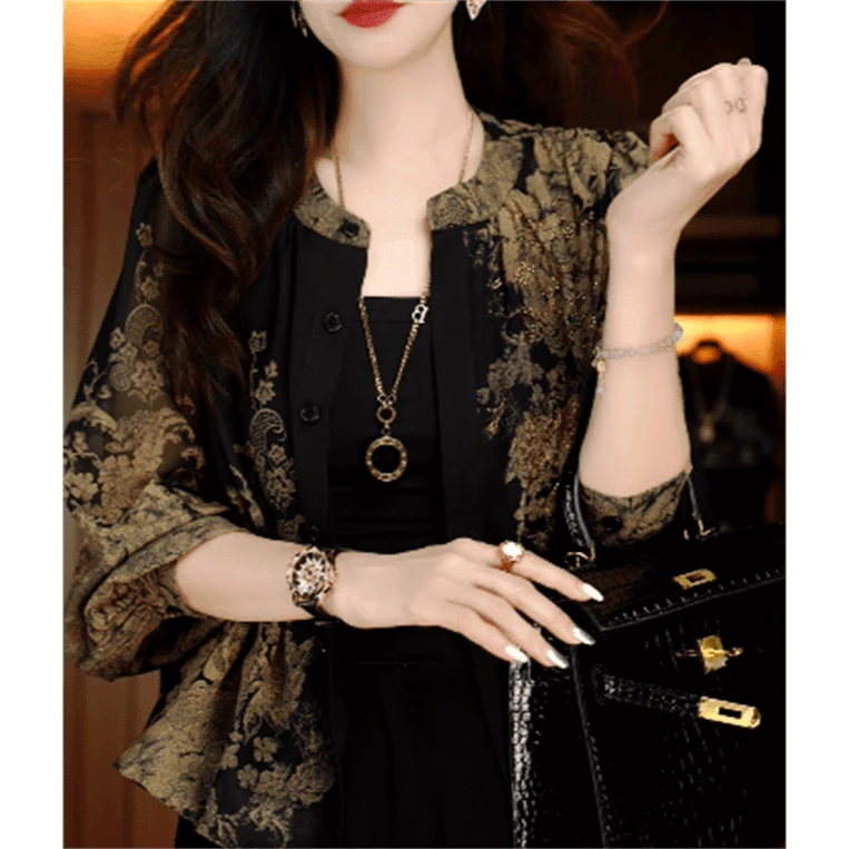 早秋新款高端圆领显瘦减龄气质轻奢女士上衣百搭开衫