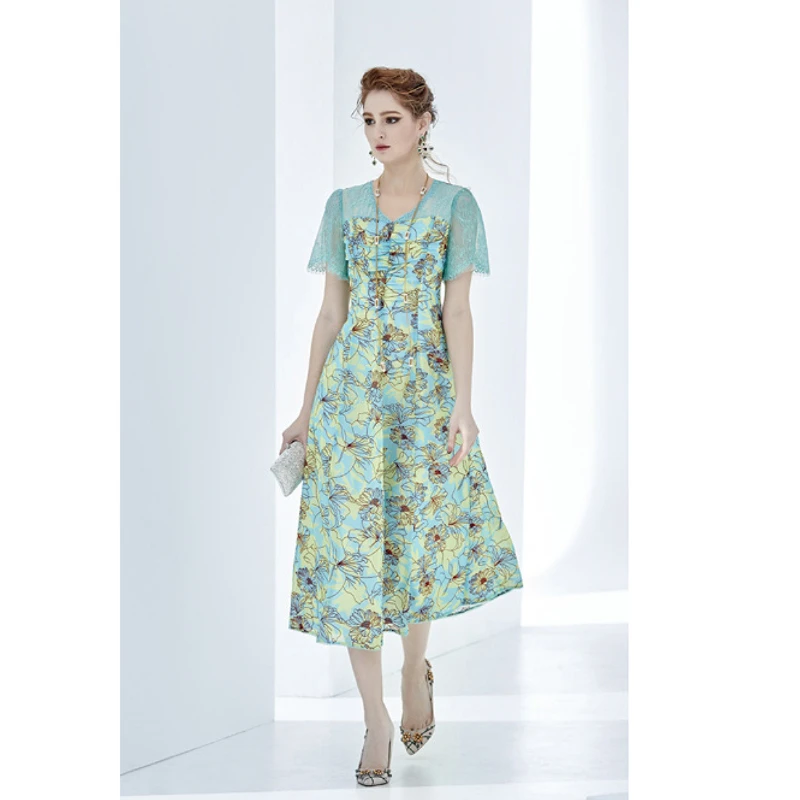 春夏新款时尚重工刺绣气质连衣裙夏季收腰碎花长裙裙子伊2532F
