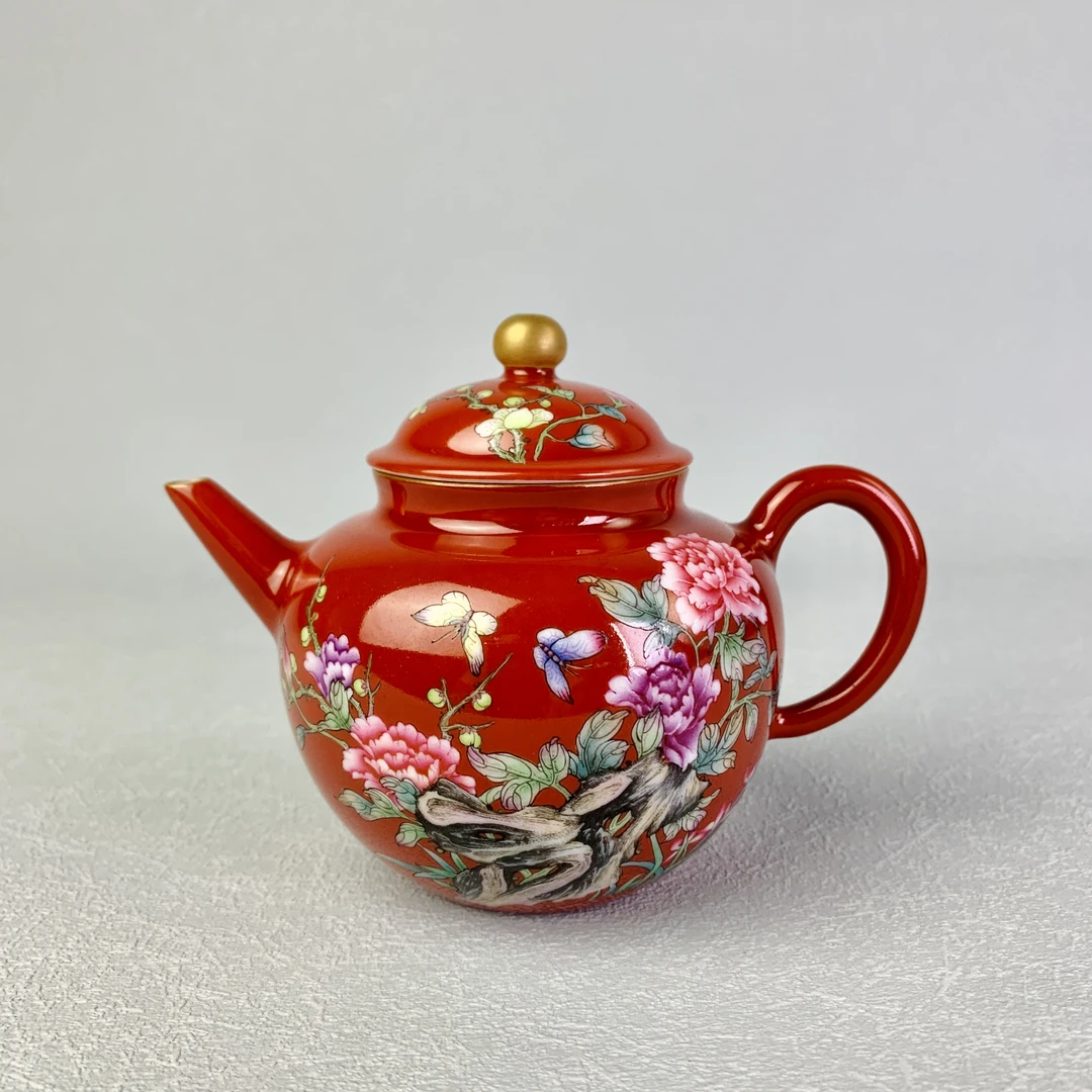 纯手工绘画国色天香陶瓷壶红底色的喜庆牡丹的寓意也很好画工精湛