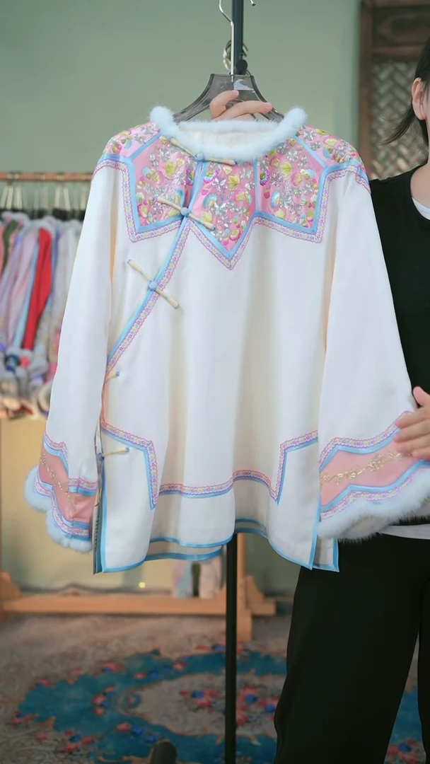 【闪购商品】刺绣双层白色上衣112
