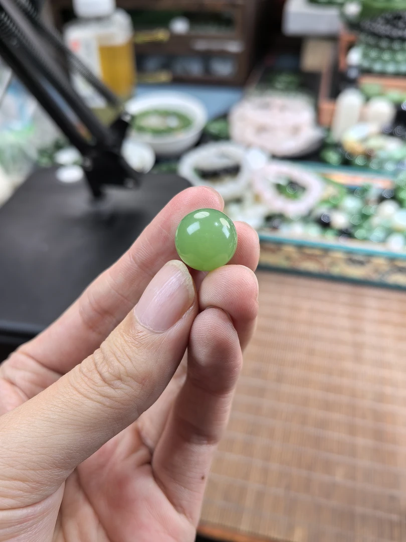 和田玉翠青卡14单珠