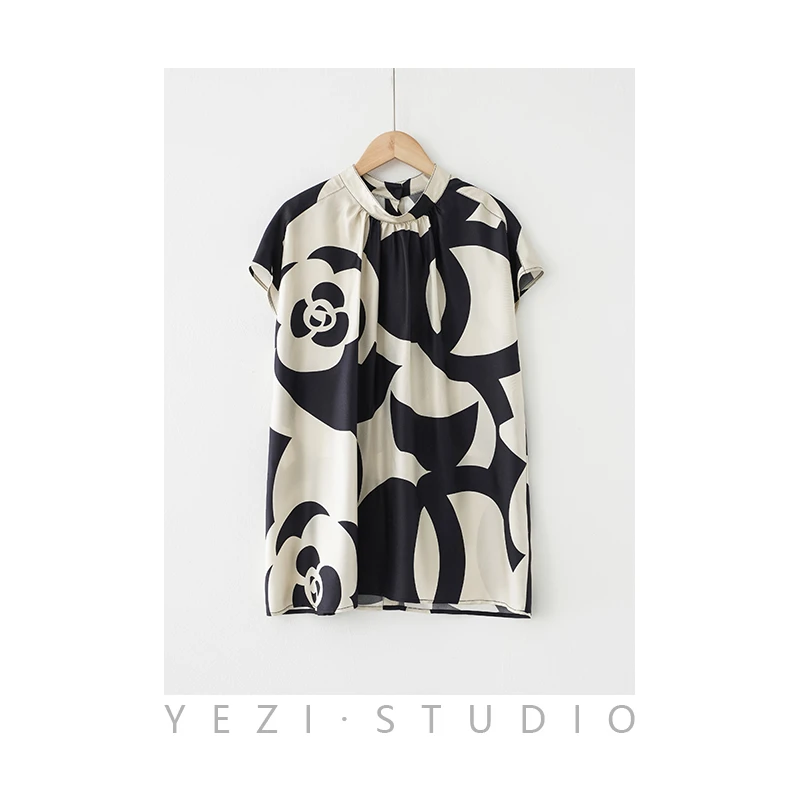 山茶花”赫本风黑白印花上衣24118108