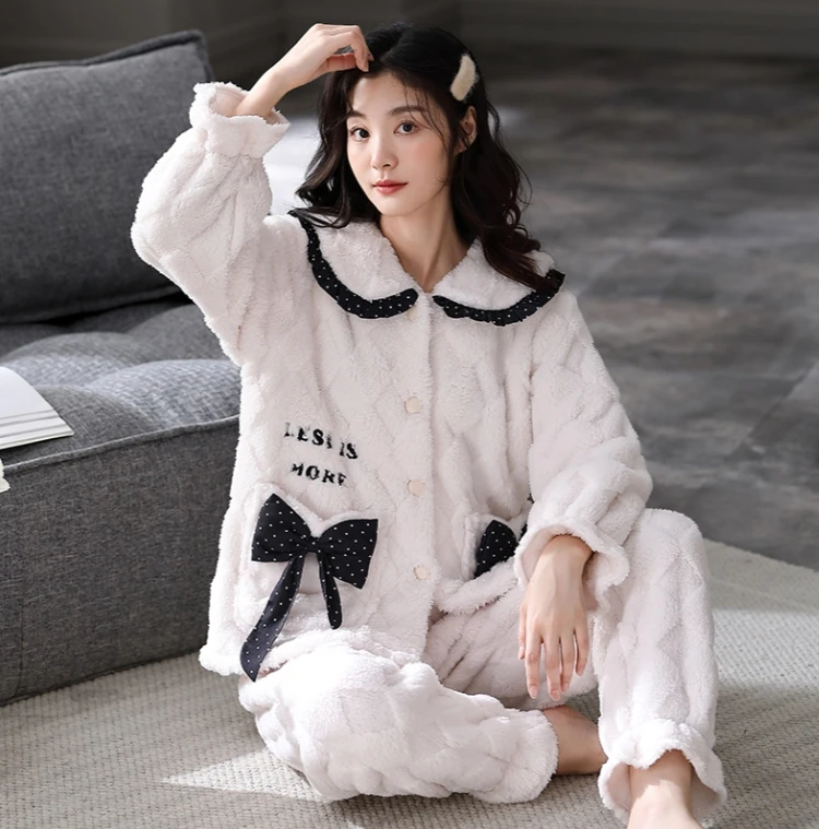 2025年秋冬季新款睡衣长袖睡衣舒适时尚加绒加厚锁温可外穿家居服