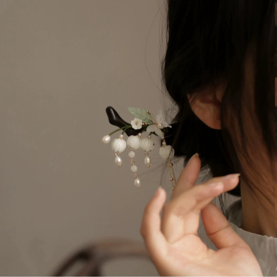 恬奇家a732“白色铃兰花”手工复古古风简约汉服清冷感步摇流苏素雅