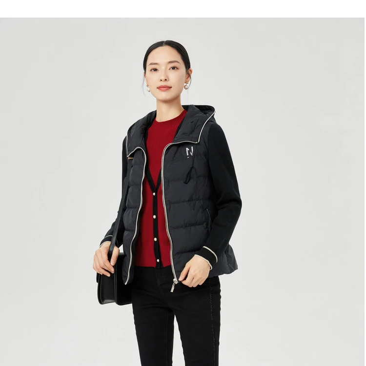 娜尔思气质时尚连帽短款轻羽绒服女款24冬季新外套NR00530W0