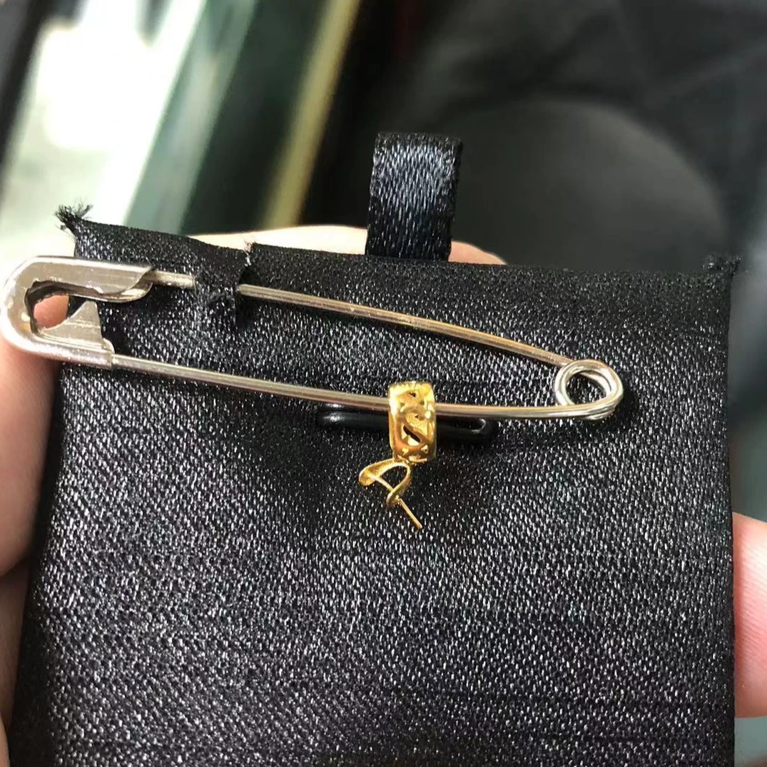 18K金扣头经典时尚款2