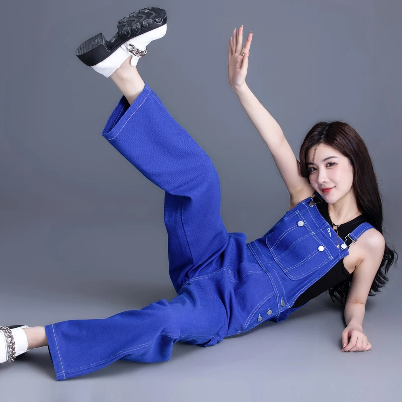 克莱因蓝阔腿牛仔裤女2025新款宽松长裤减龄背带裤女春秋季工装裤