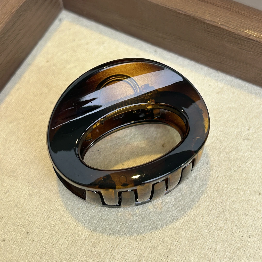 【阿敲】A249~蝴蝶扣 4cm咬不烂椭圆发夹时尚简约秋冬咖色黑色抓夹