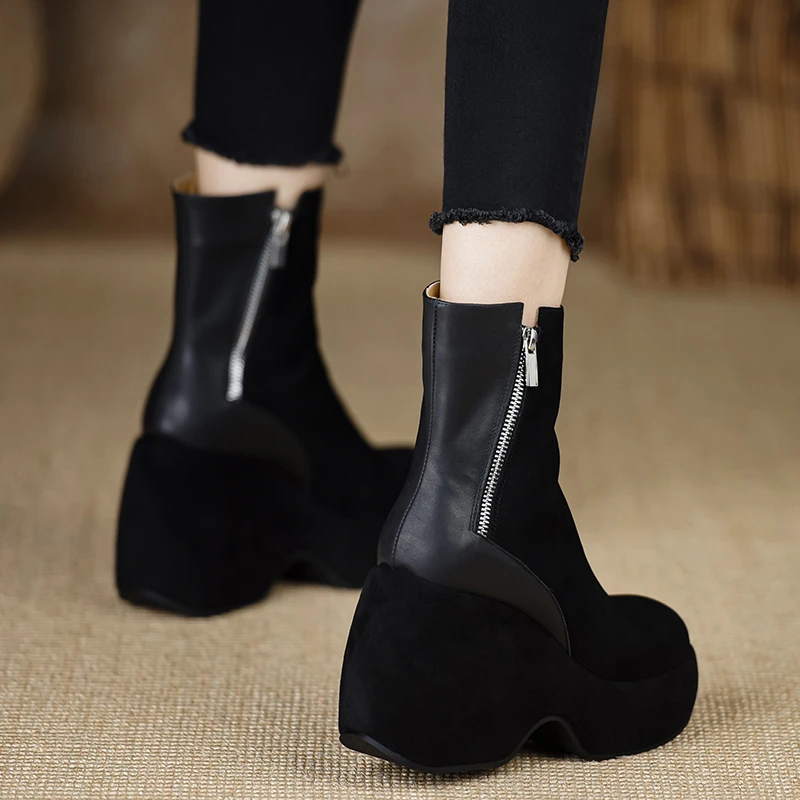 显瘦增高靴子10cm厚底马丁靴女款2025爆款真皮坡跟洋气百搭小短靴