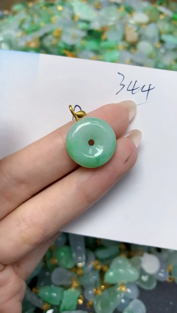 【闪购商品】翡翠颈饰18K金镶嵌 天然翡翠A货
