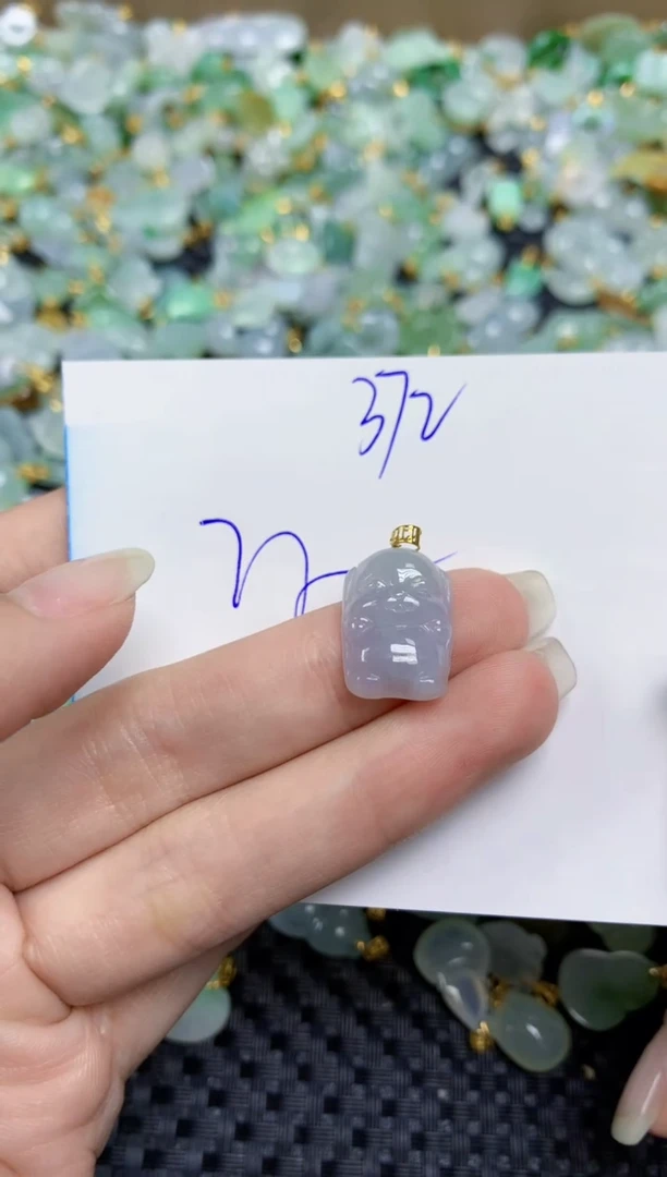 【闪购商品】翡翠颈饰18K金镶嵌天然绚甸A货翡翠