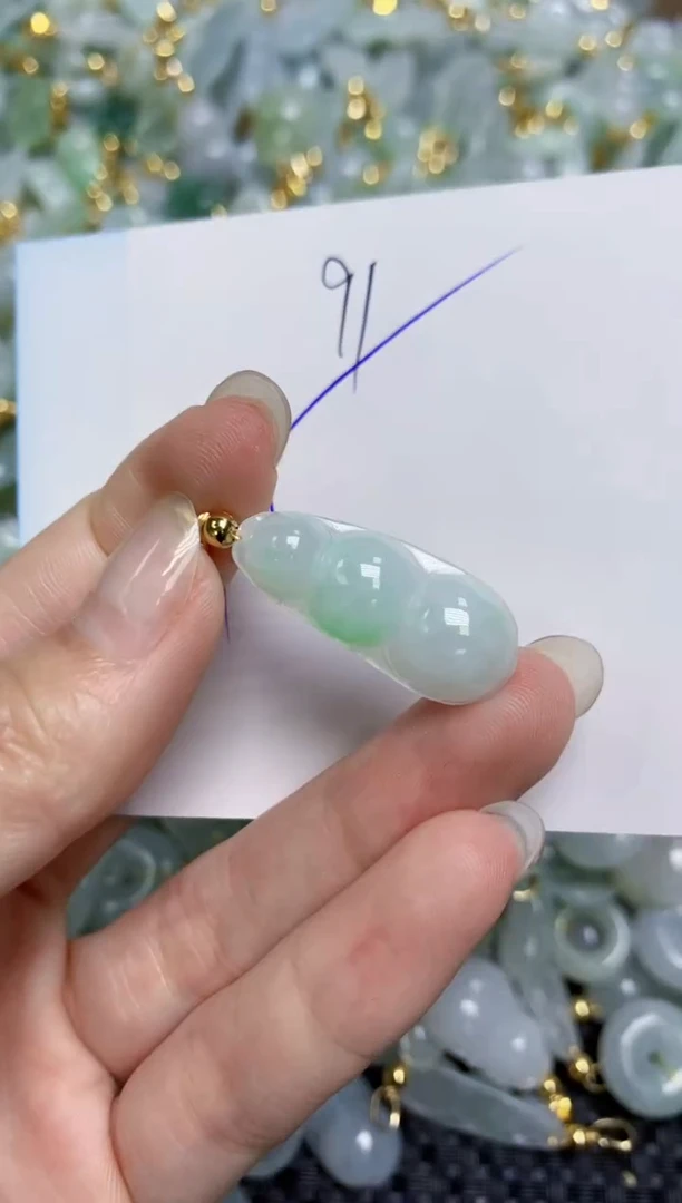 【闪购商品】翡翠颈饰合金天然绚甸A货翡翠