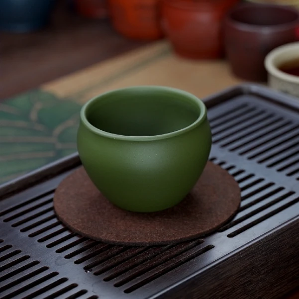 1041宜兴原矿紫砂中式杯子苹果绿泥光素大容量主人杯YMJ180ML左右