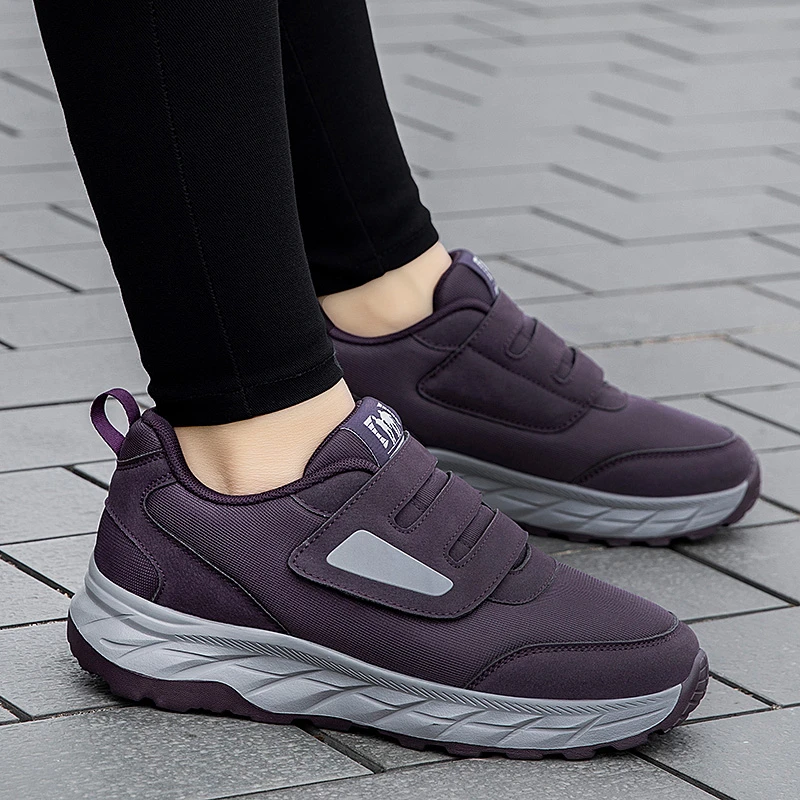 老人鞋女大脚骨拇指外翻加宽运动鞋老北京布鞋女中老年妈妈健步鞋