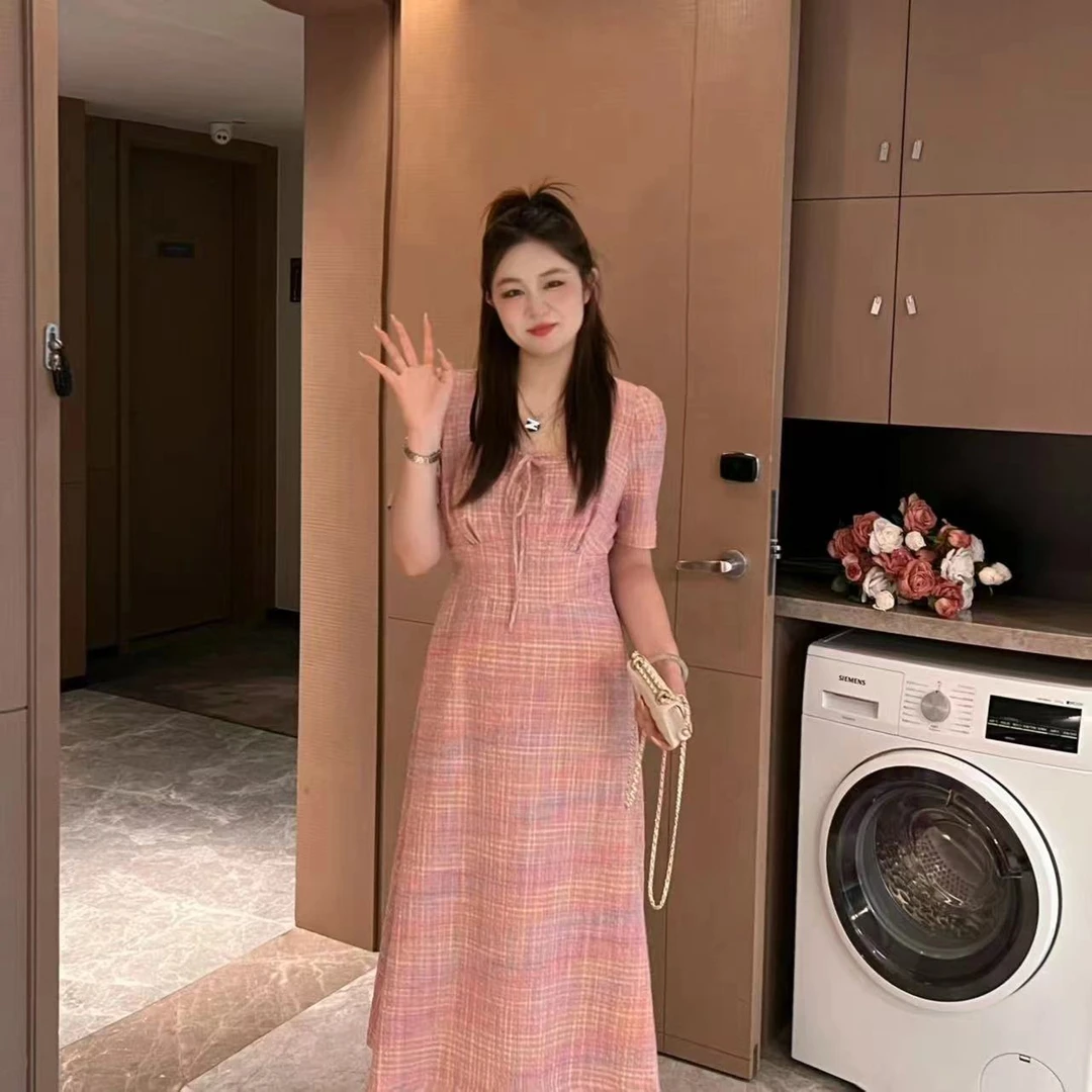 楠序迪迪大码女装 2025夏季显瘦气质方领高档连衣裙女款YZ31708