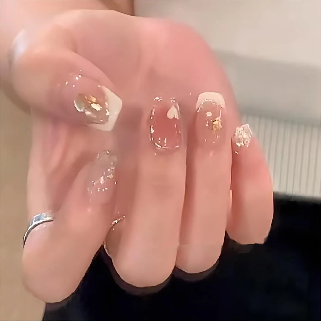 【奶油泡芙】纯手工穿戴甲美甲指甲贴穿戴式光疗甲渐变秋冬美少女