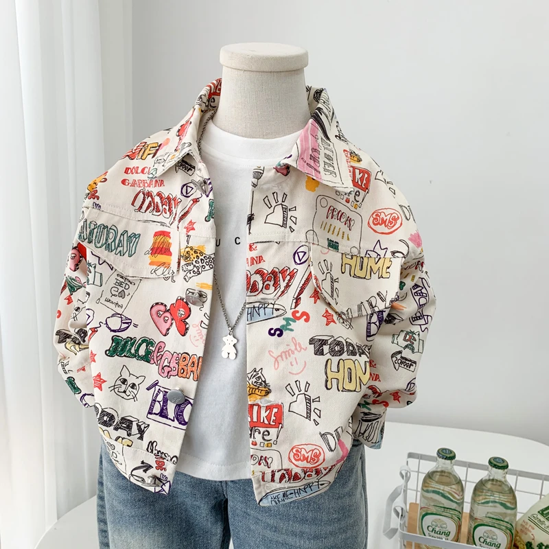 儿童牛仔外套2024春秋新款男童涂鸦洋气休闲夹克衫时髦上衣秋装潮