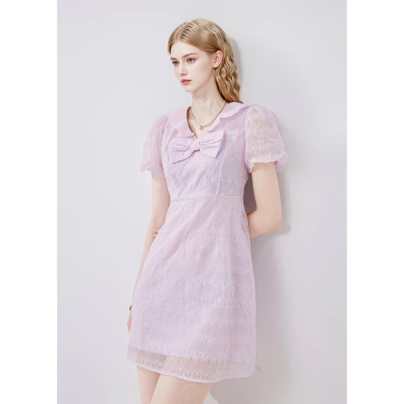 missCOCOONA摆裙绣花V领压褶木耳领连衣裙9256