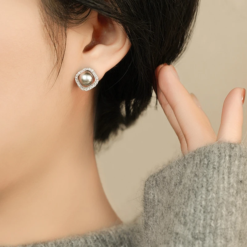 铜合金仿珍珠耳饰 925银针简约大气灰色耳环女小众优雅百搭耳饰