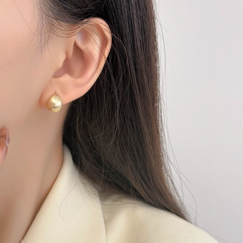 铜合金耳饰 925银针拉丝哑光水滴金色耳钉2024款轻奢耳环气质网红