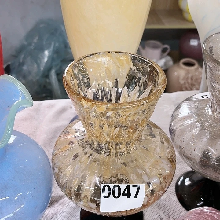 0047 家悦美居花瓶摆件