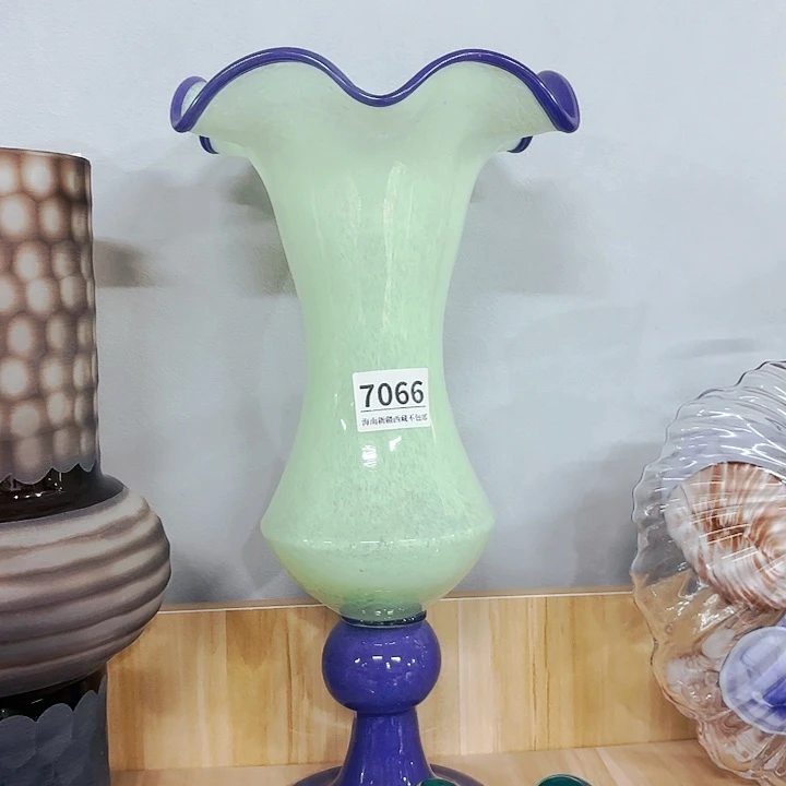 7066 家悦美居琉璃花瓶摆件